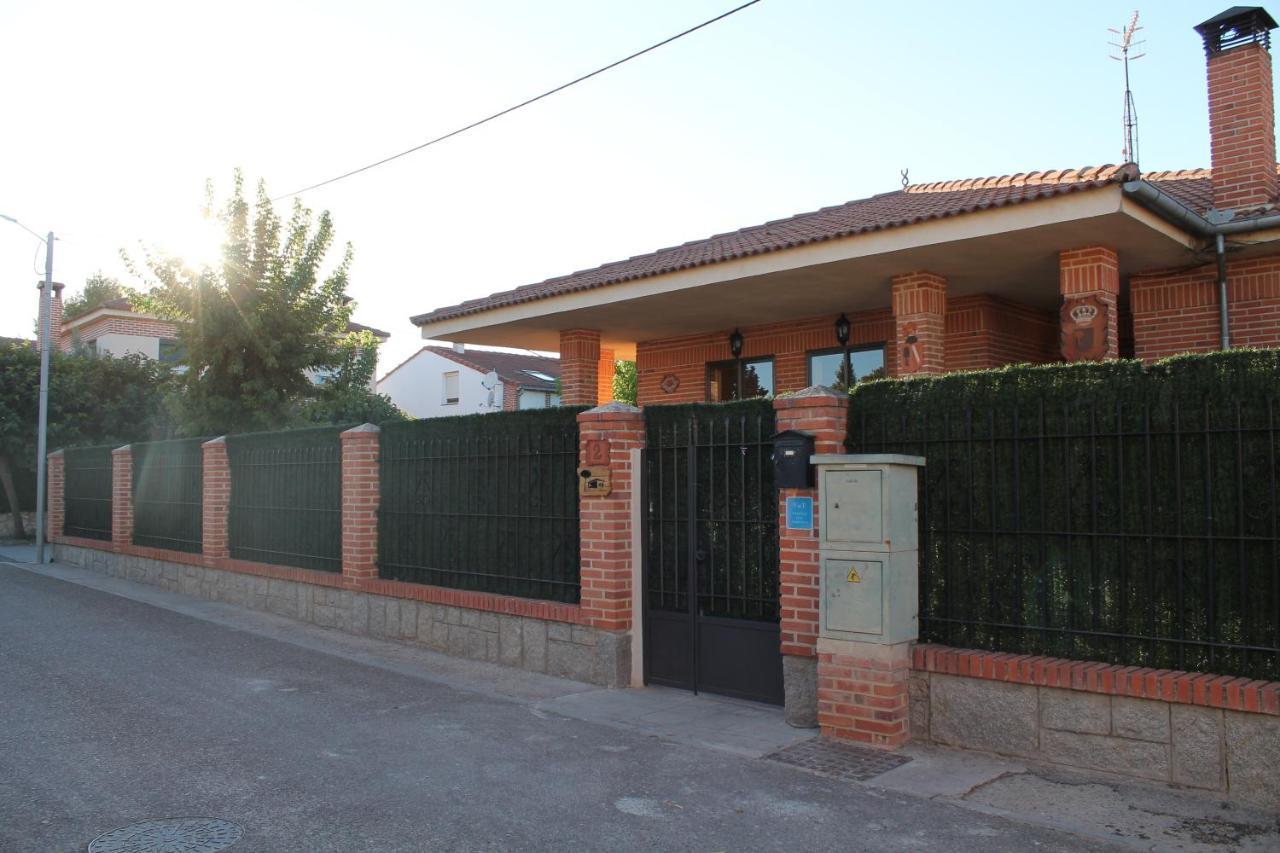 Aire De Pinares Villa Coca Luaran gambar